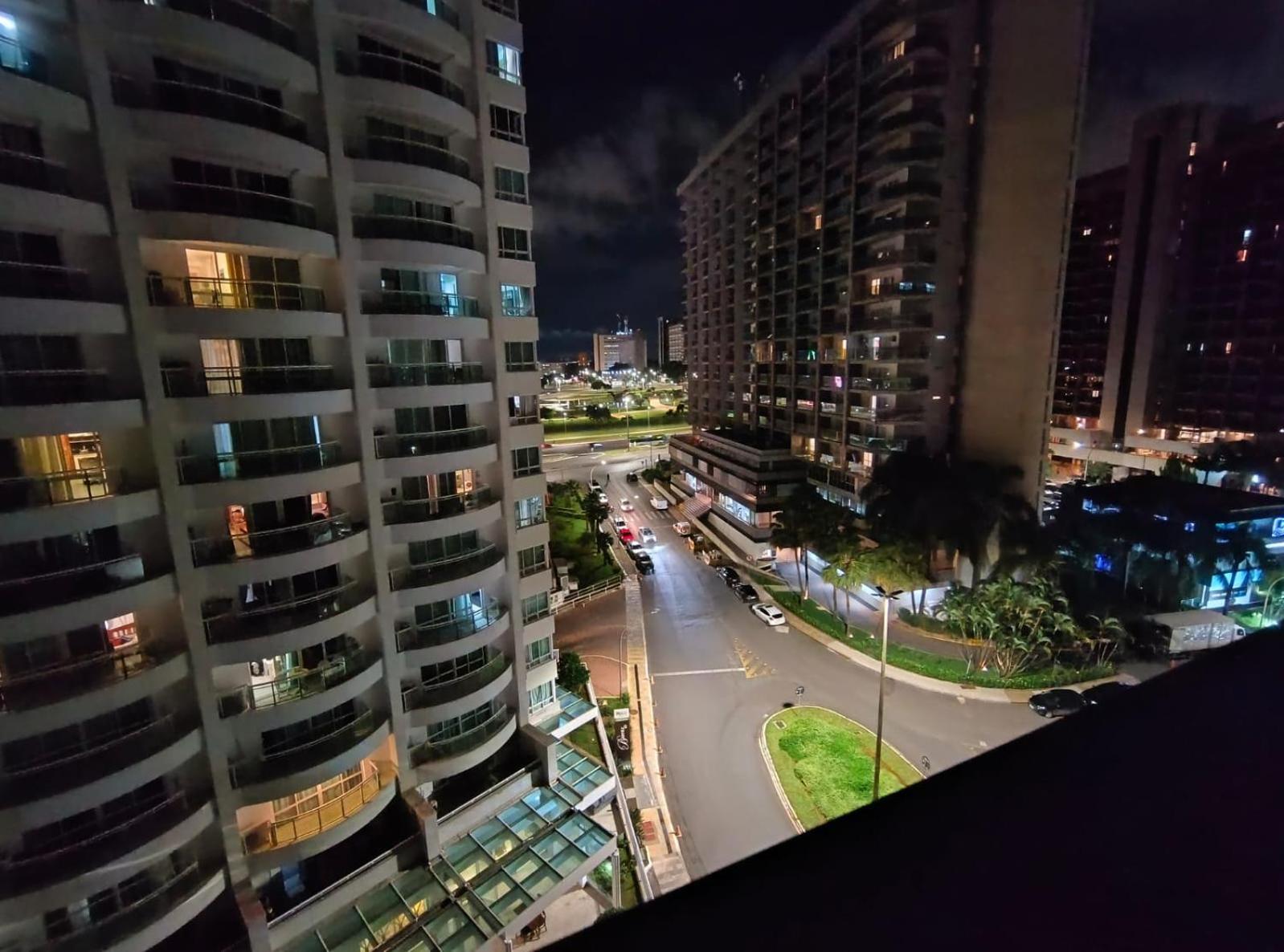 Hotel Grand Mercure Flat Particular Com Varanda, Garagem E Wi-Fi Бразилия Екстериор снимка