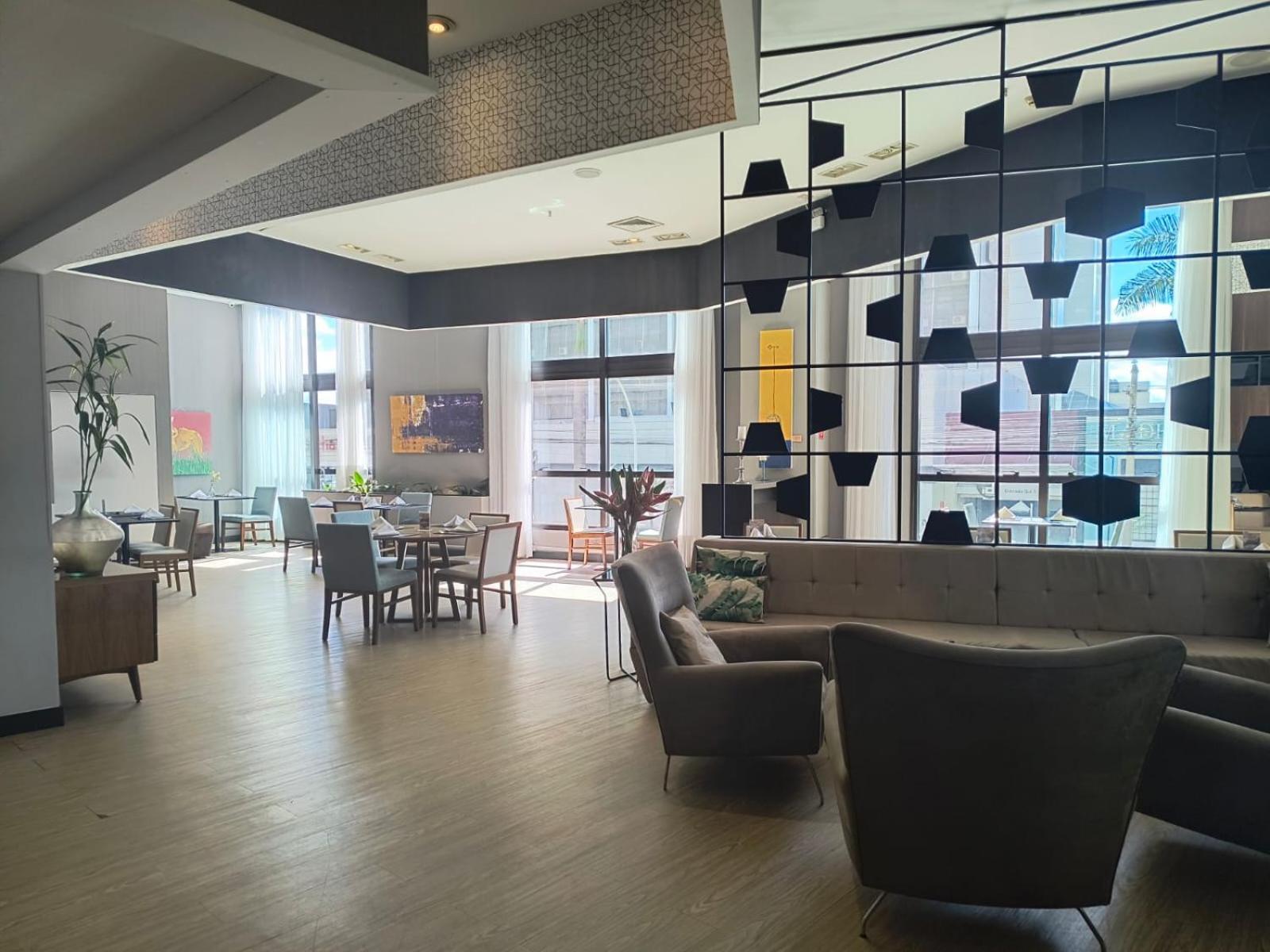 Hotel Grand Mercure Flat Particular Com Varanda, Garagem E Wi-Fi Бразилия Екстериор снимка